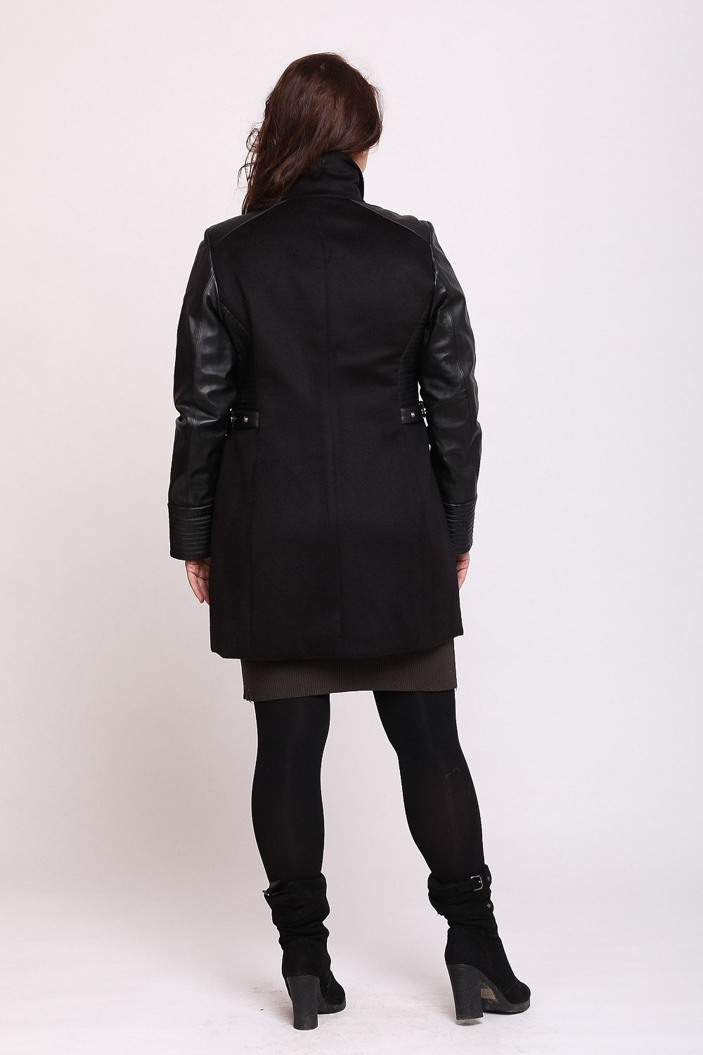 Кожаная куртка черная на молнии 46955